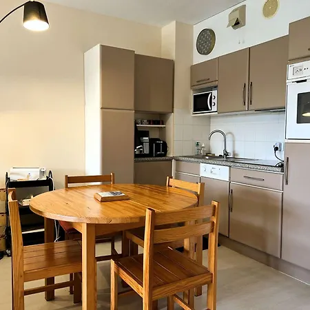 Appartement, Vue Piscine - 4 Pers. - Fr-1-878-82 Apartman *